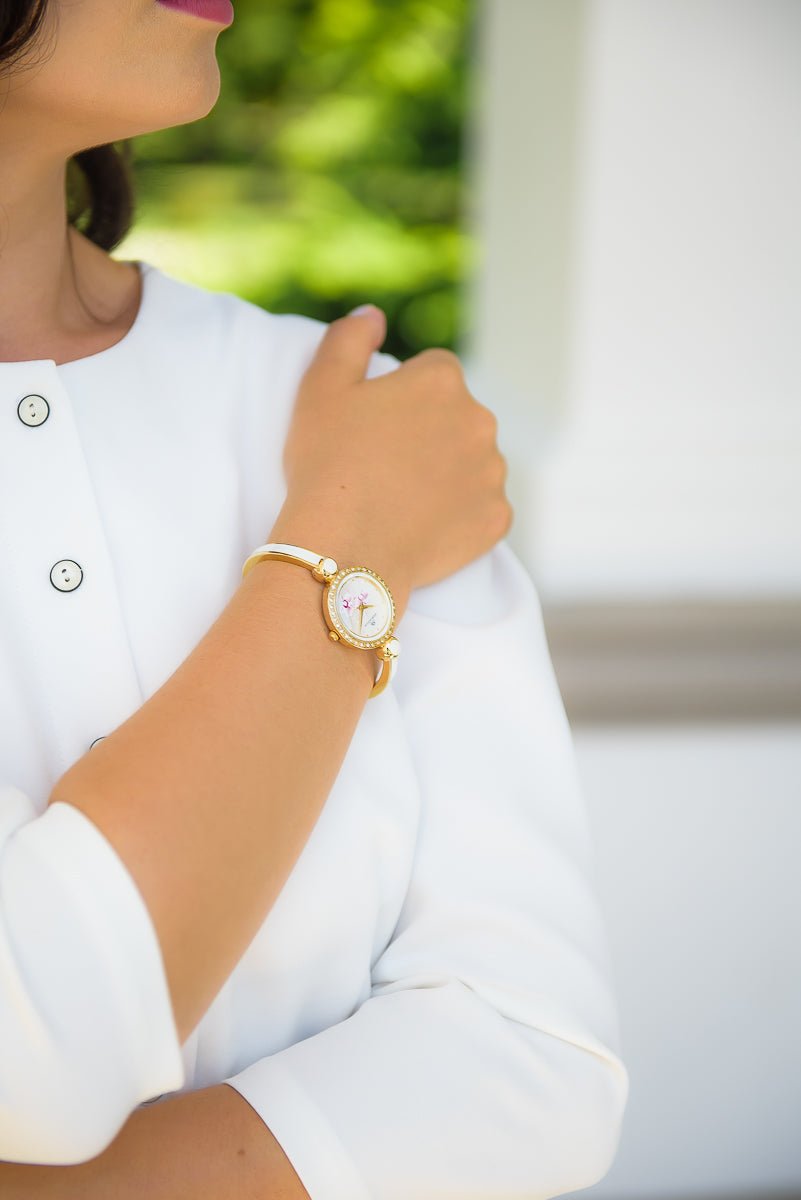 ✨Andre mouche✨フラワー✨ホワイト文字盤✨ヴィンテージ✨腕時計✨ ✨Andre mouche✨フラワー✨ホワイト文字盤✨ヴィンテージ